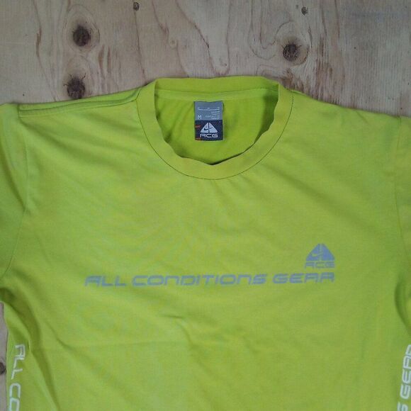 Vintage Nike ACG Spell Out Logo T-Shirt - Picture 1 of 6